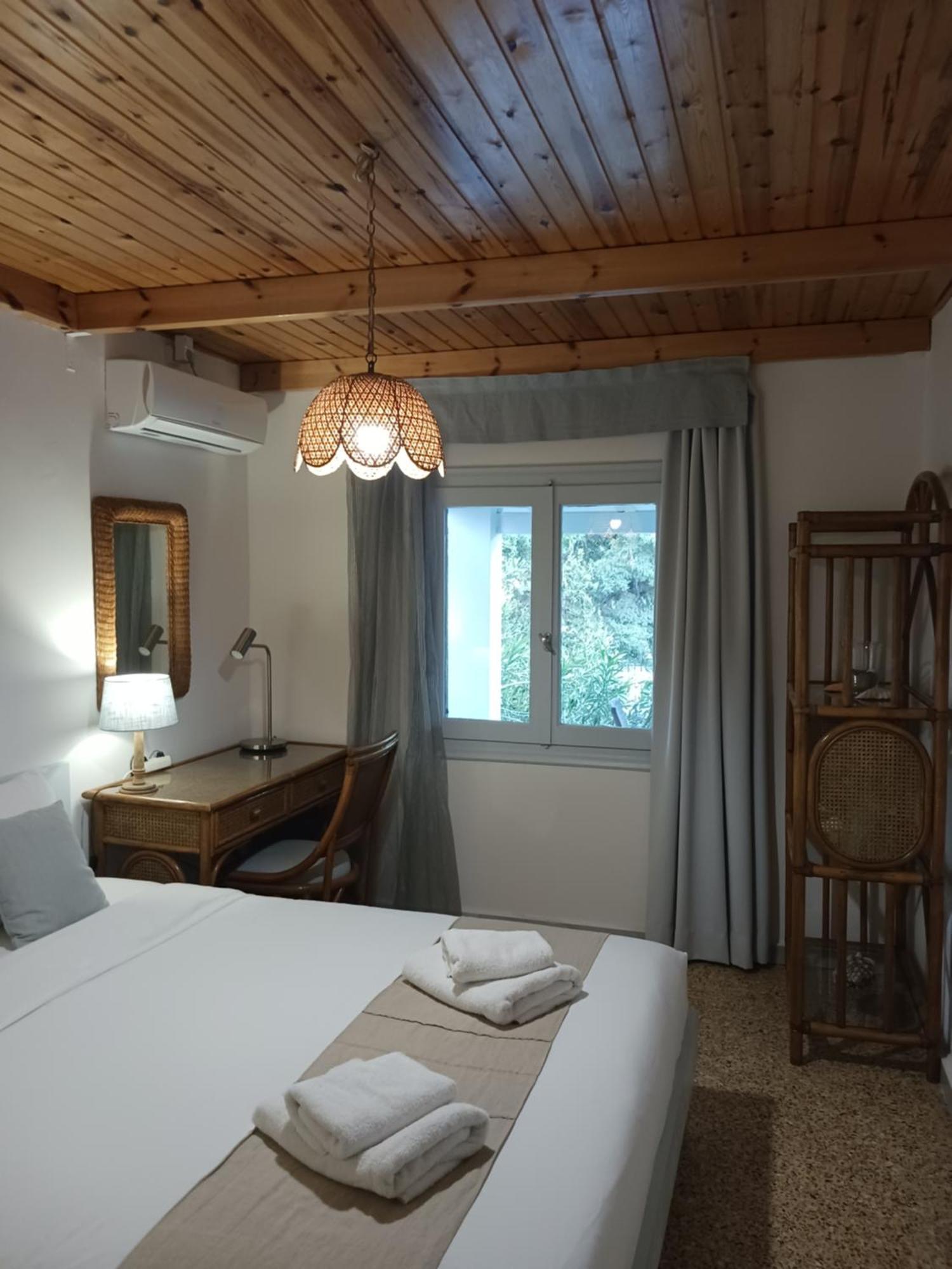 Theros & Trygos Boutique Houses - Ath Airport Artemida  Ruang foto